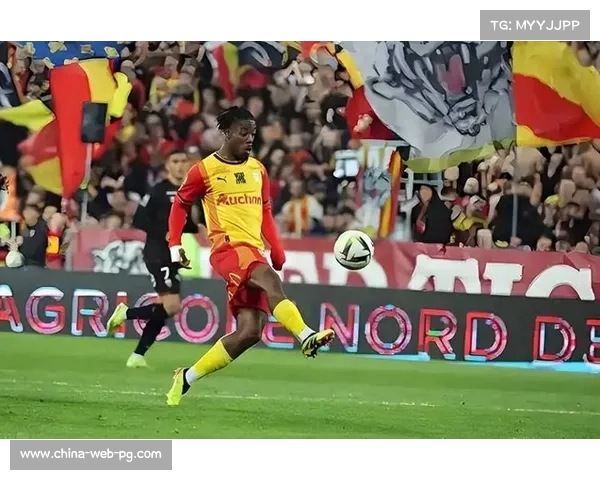 曼联否认关注16岁前锋菲林 传闻疑为经纪人炒作